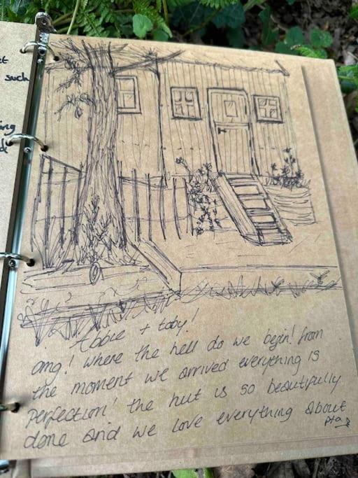 Cornwall Woodland Shepherd'S Hut - Dennis Hut Бодмин Екстериор снимка